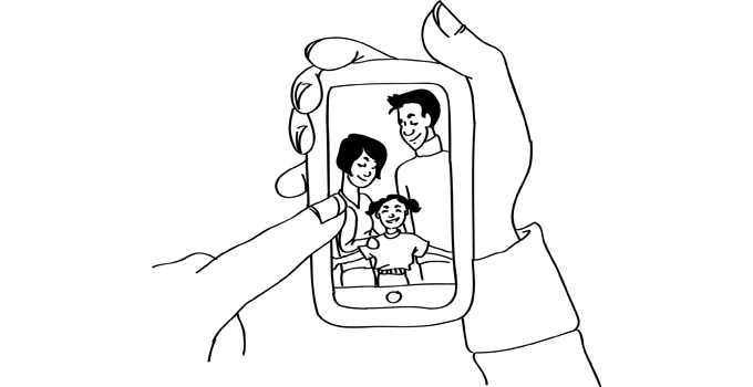 same picture of small girl and her parents, finger points to mother